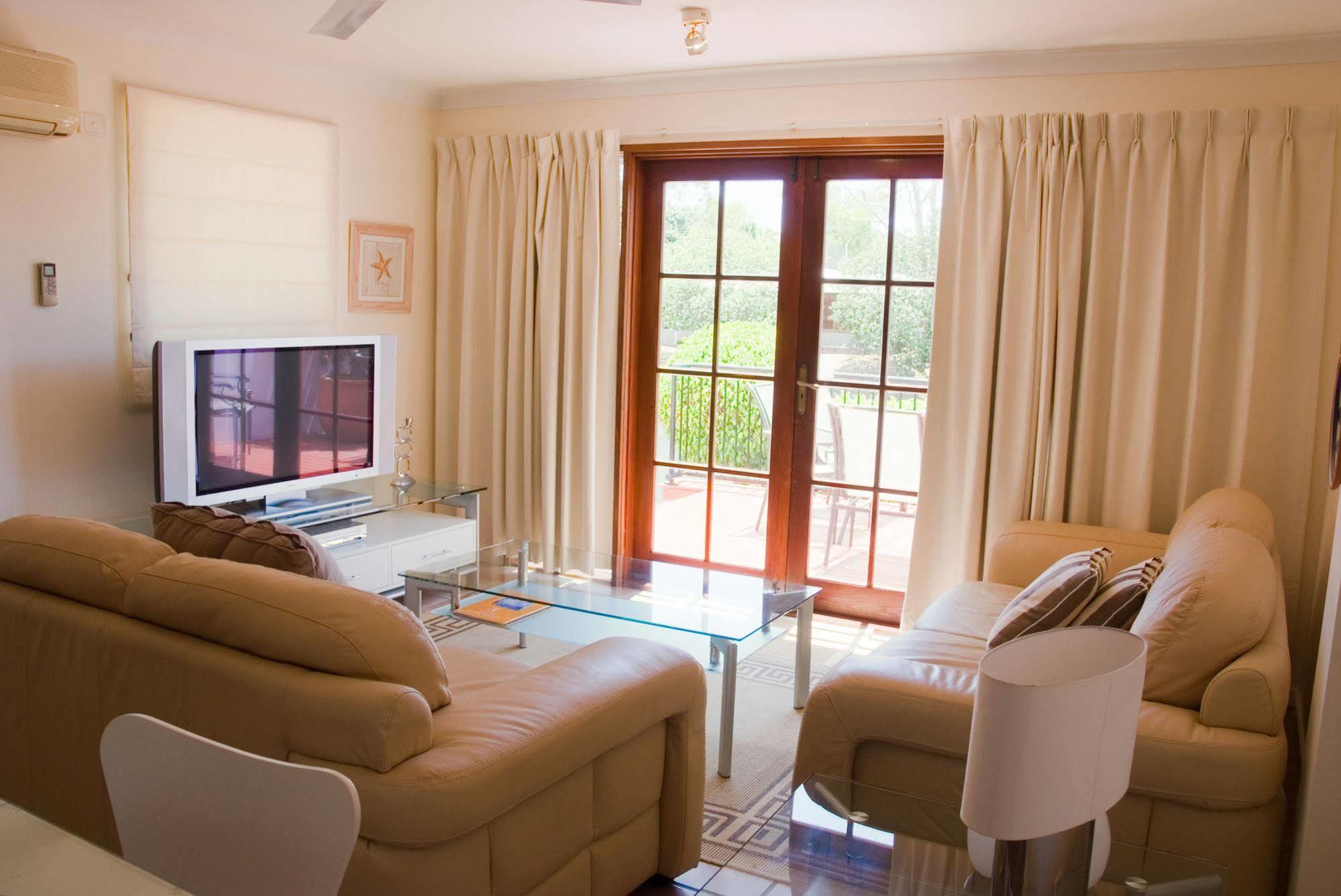 Villa Aqua Noosaville Exterior photo